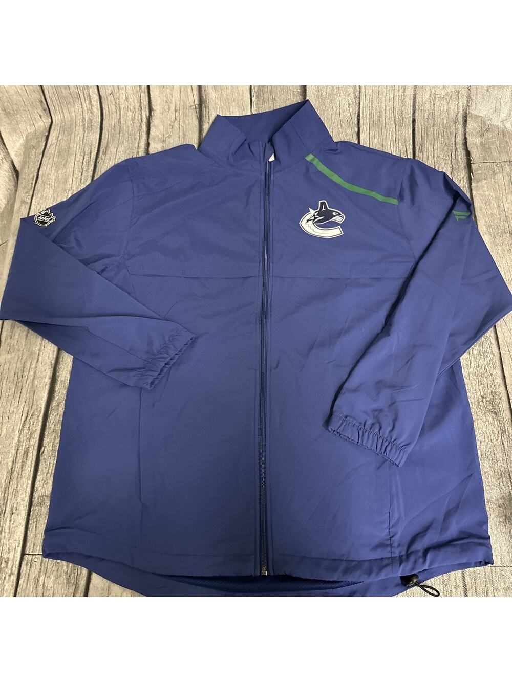 NWOT Fanatics Pro Vancouver Canucks Rink Coaches Lightweight Jacket Large Navy